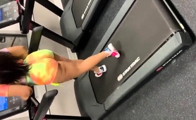 Big Booty Ebony Milf Sucking Off A Black Cock In The Gym