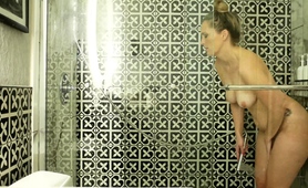 lonely-wife-makes-herself-cum-with-a-dildo-in-the-shower