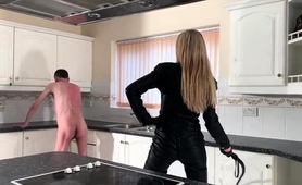 merciless-british-milf-whipping-a-slave-in-the-kitchen